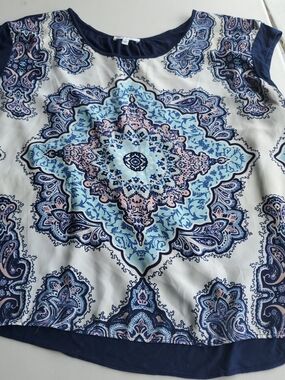 R2 Navy and Light Blue Paisley Medallion Scoop Neck Blouse